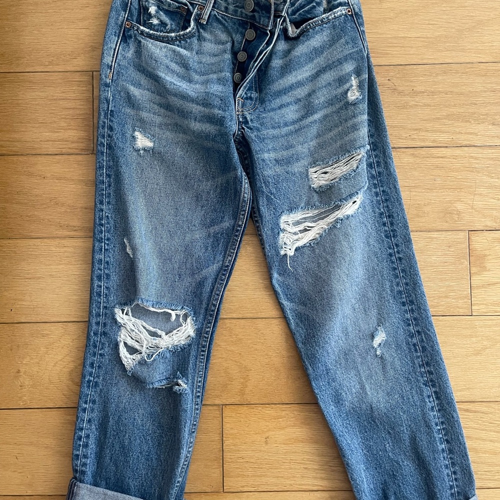 GRLFRND revolve baggy jeans 25